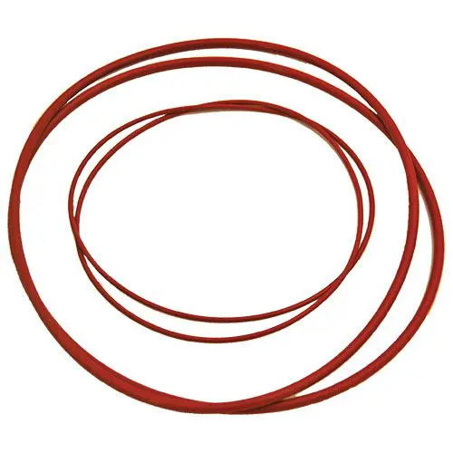 A red rubber band is in the middle of three circles.